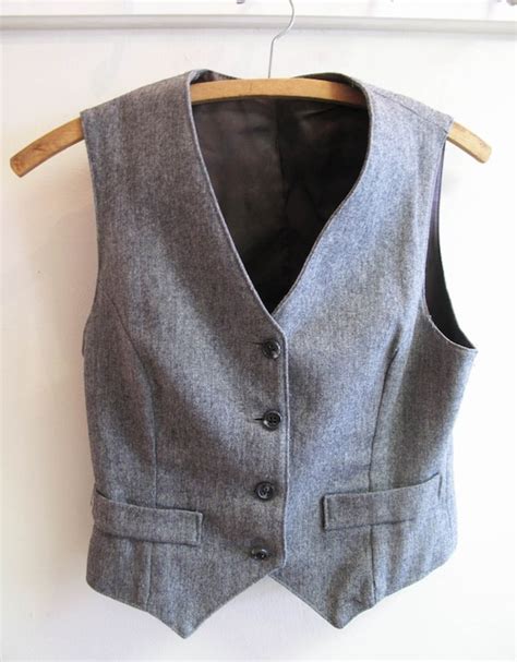 gray wool vest real pockets.